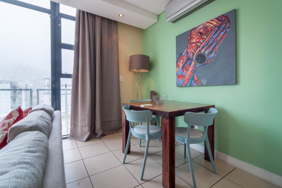 2 Bedroom Property for Sale in Cape Town City Centre Western Cape